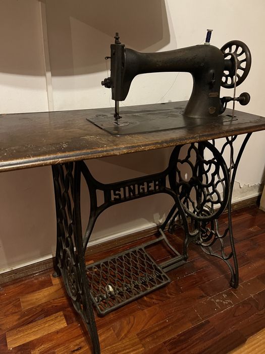 Máquina costura Singer