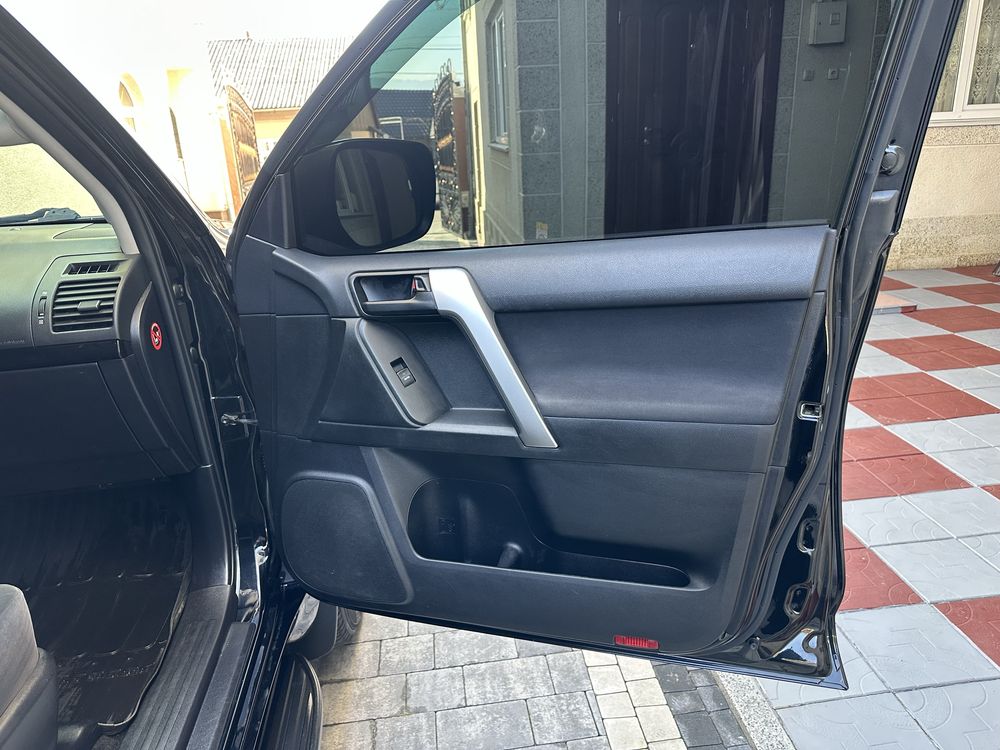 Тойота Прадо Land Cruiser Prado