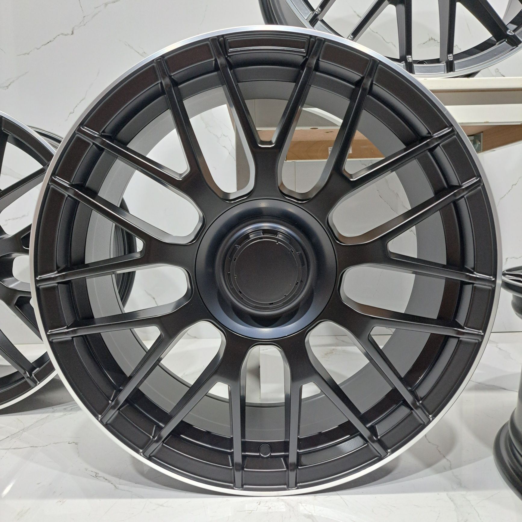 Jantes 18" LOOK Mercedes AMG C 63 A 35 CLA 45 Vito Viano 5x112