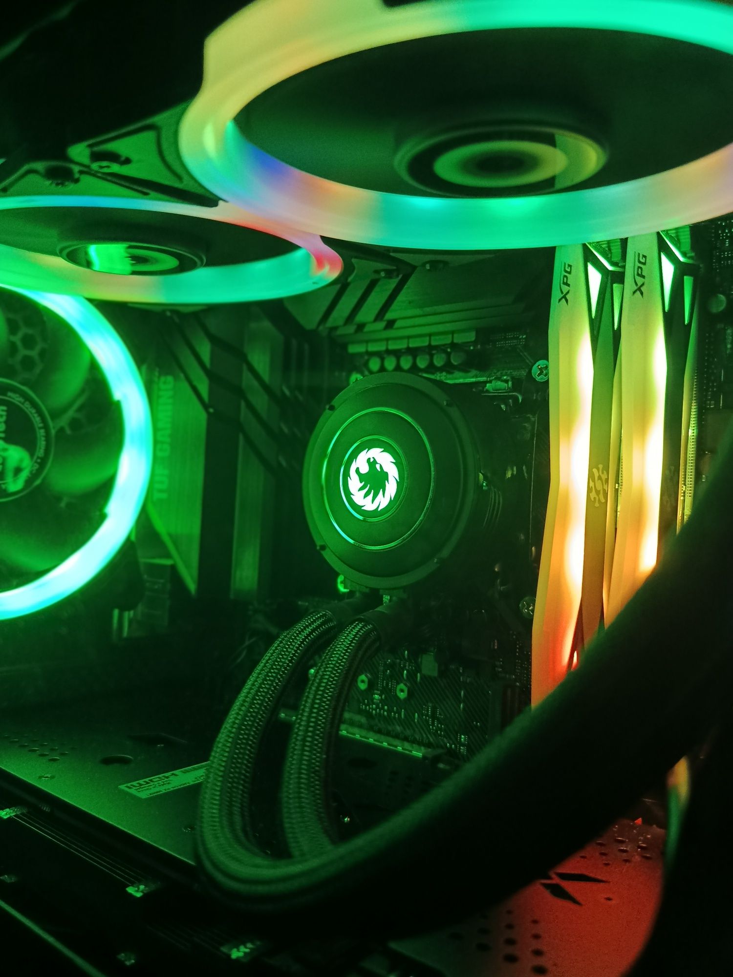 Torre Gaming i7 10700k com SSD e Gráfica potente