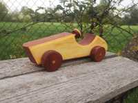 Autko samochodzik zabawka dla dziecka chłopca pomysł prezent z drewna