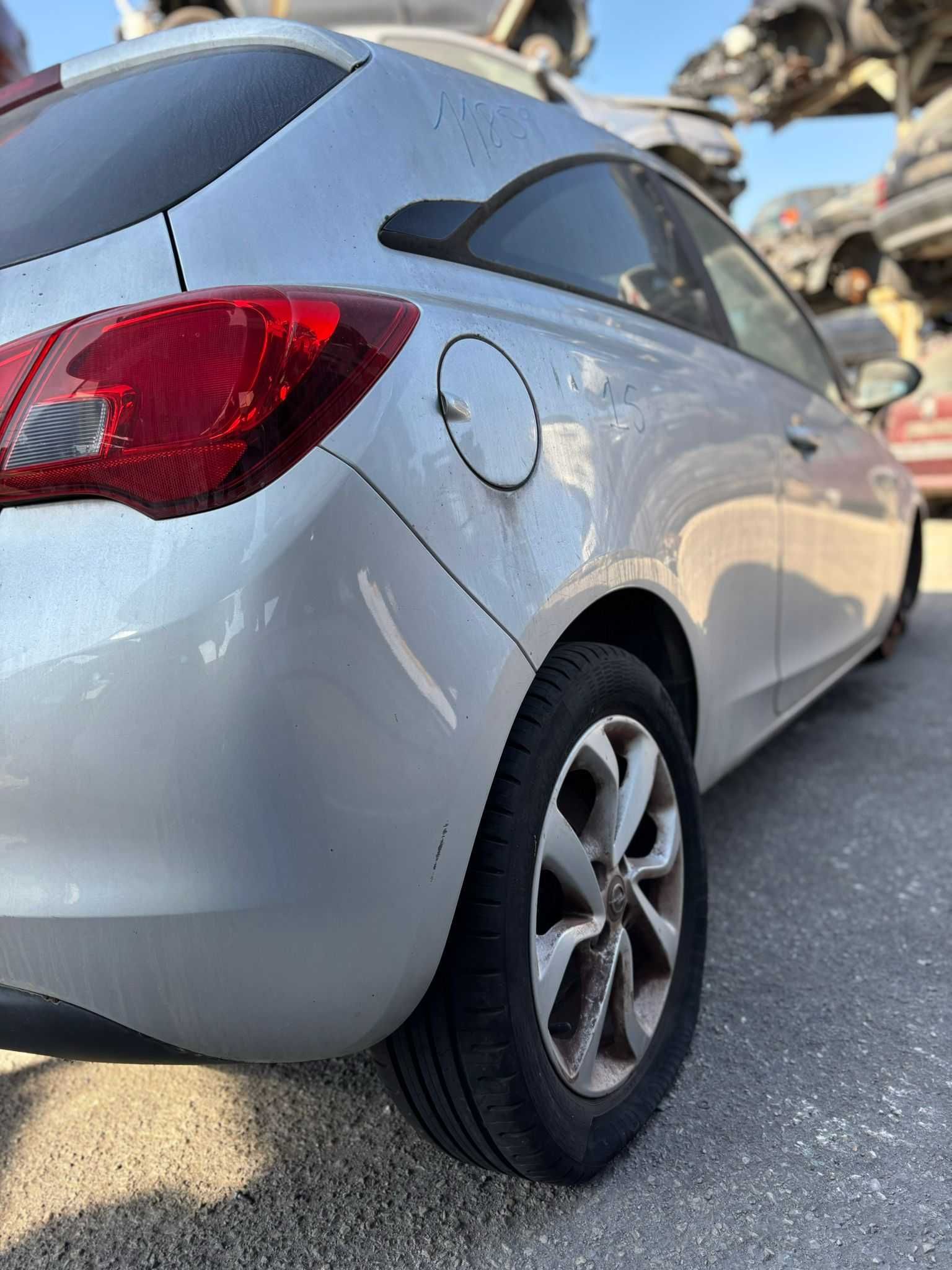Opel Corsa E de 2015 PARA PEÇAS