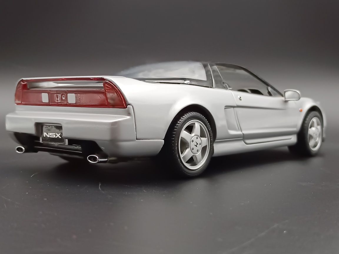 Honda nsx Kyosho 1:18