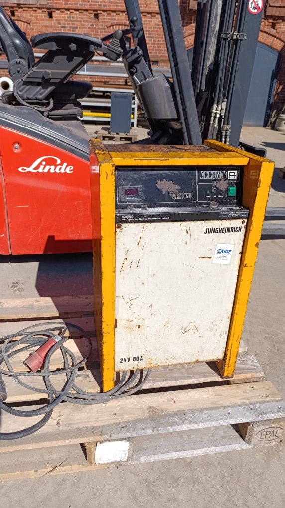 Ładowarka do wózka widłowego  24v80 amper Jungheinrich