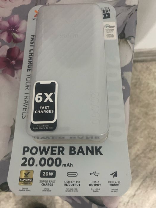 Power bank 20k nowy pol ceny sklepowej