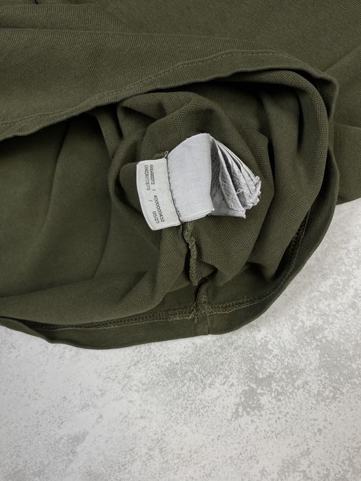 Футболка tommy jeans у кольорі хакі з фірмовим логотипом