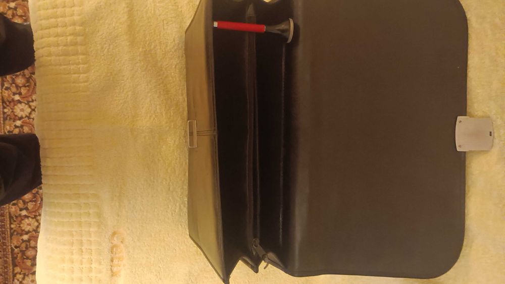 Teczka skórzana typu dyplamatka,unisex ,c.brąz.