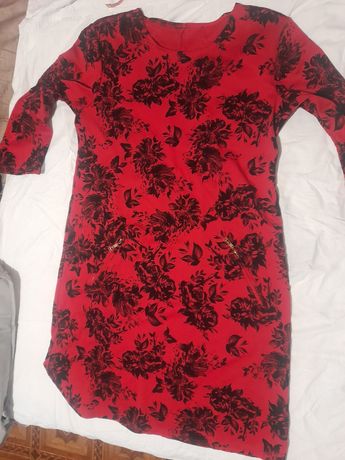 Плаття трикотажне червоне