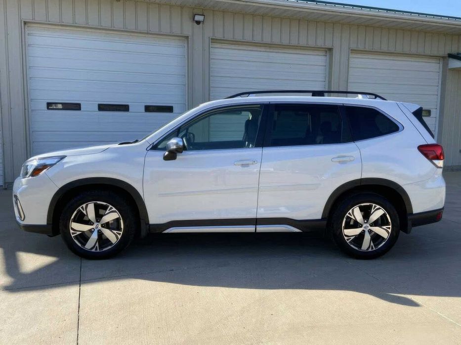 Subaru Forester Touring      2021