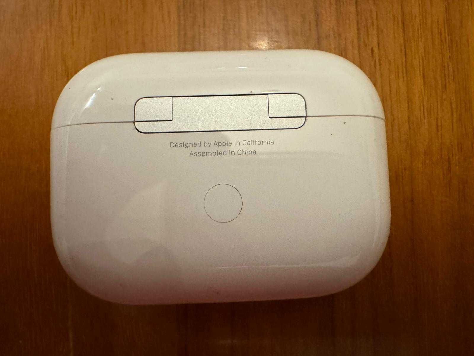 etui do ładowania airpods pro APPLE - NOWE