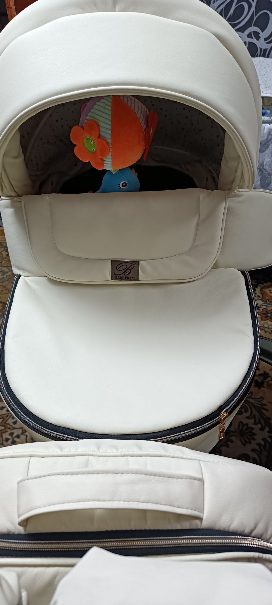 Коляска Bebi Pram 2в1 екошкіра