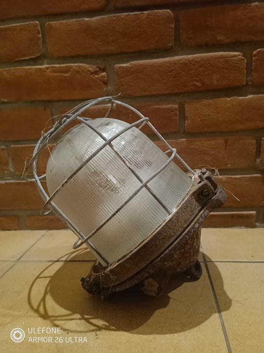 Lampa przemysłowa PRL