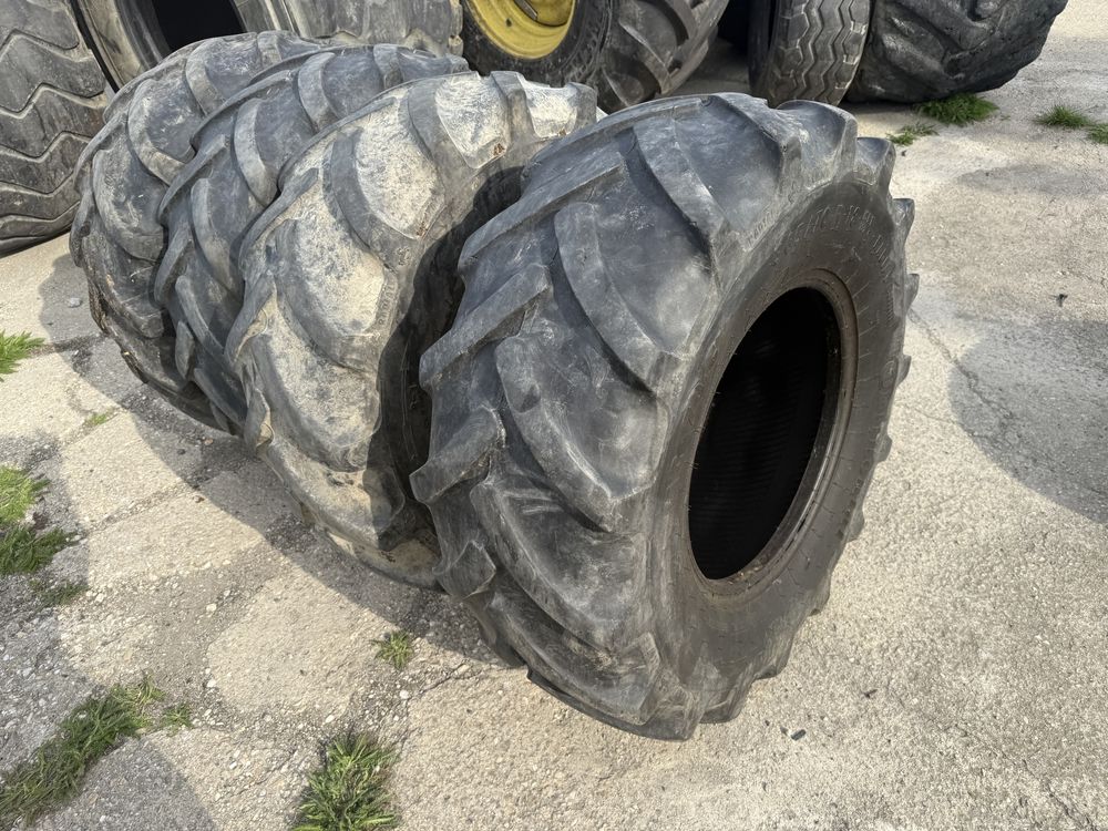 Opony 365/70R18 Continental