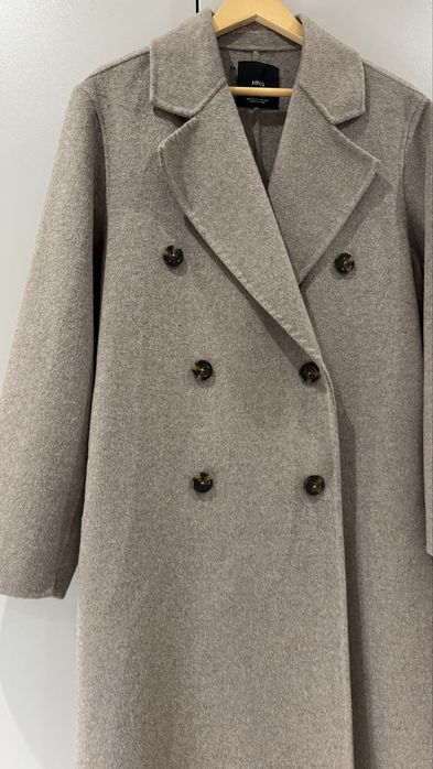 Пальто светло-серое Бренд Манго