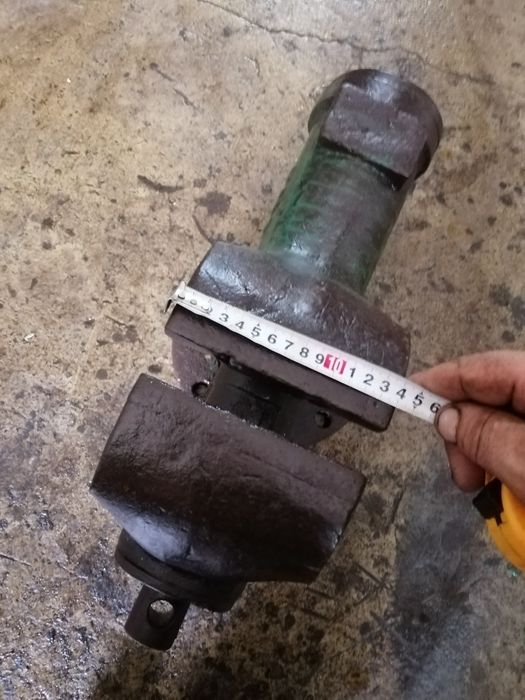 Тиски  поворотные ссср