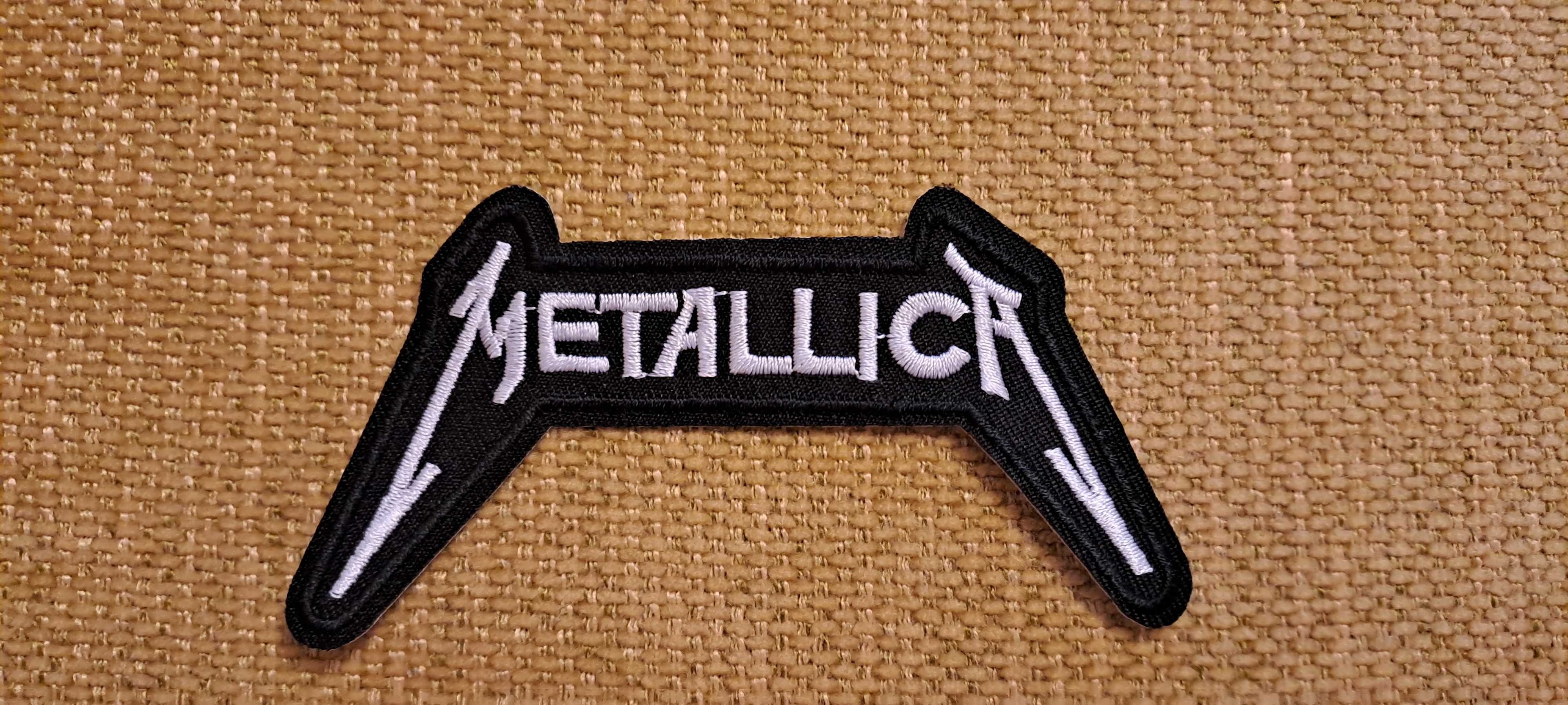 Metallica naszywka haftowana termoprzylepna