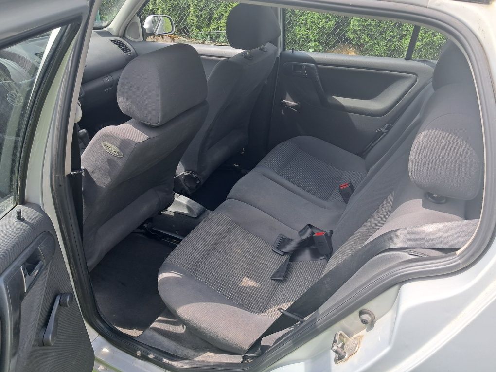 Volkswagen Polo 1.4B
