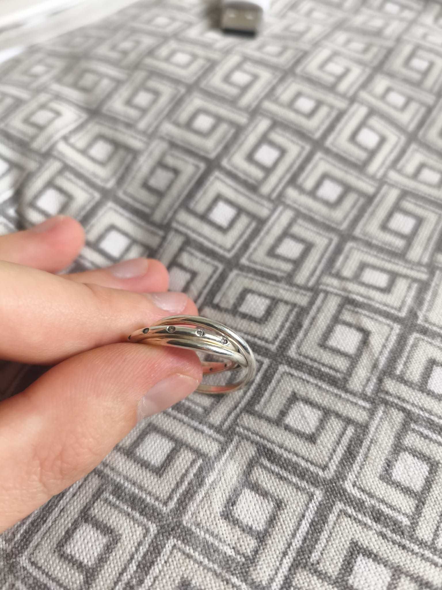 Anel Triplo Pandora Prata e Zirconia