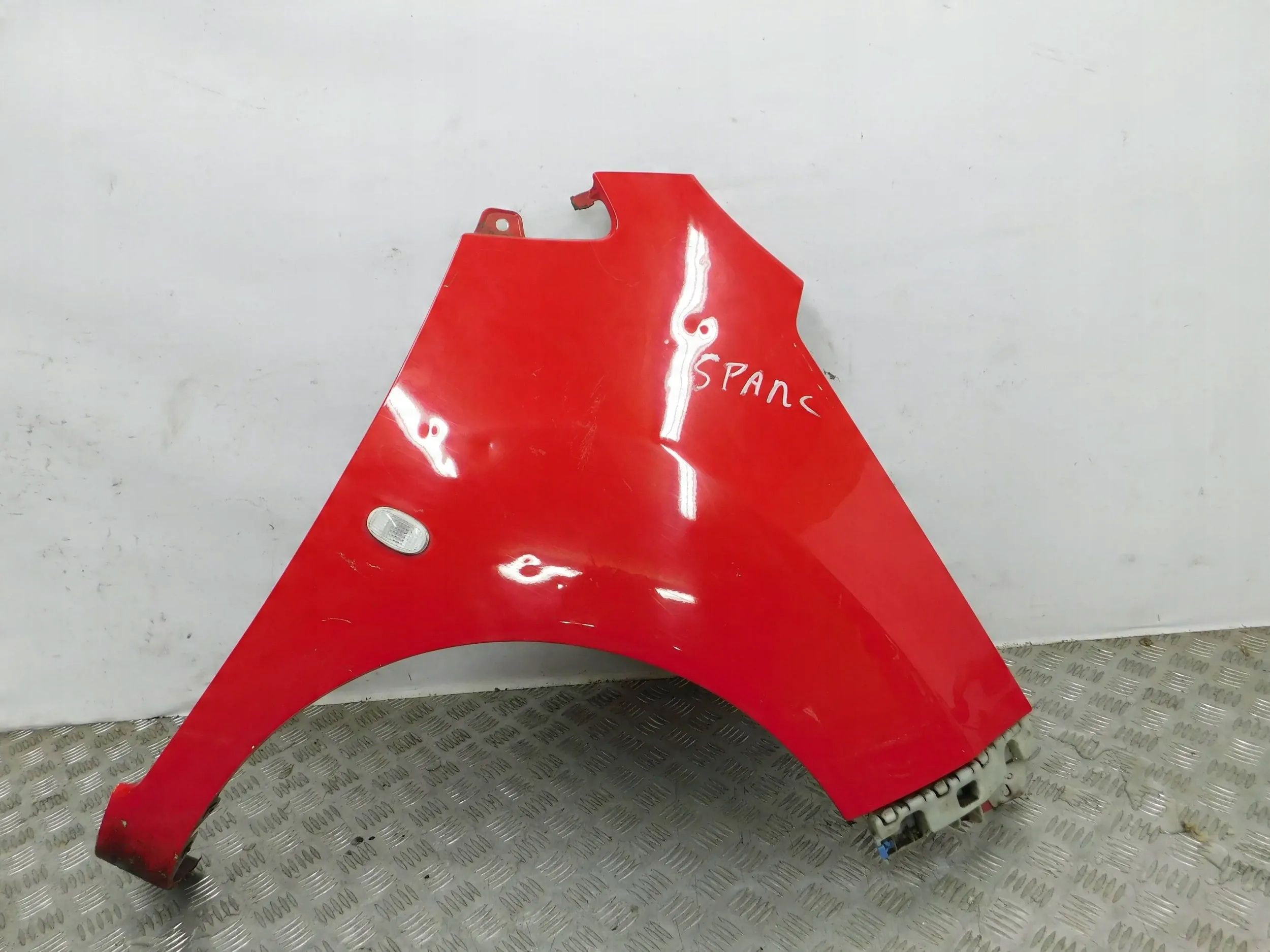 Błotnik przód Przedni Prawy Chevrolet Spark 09-