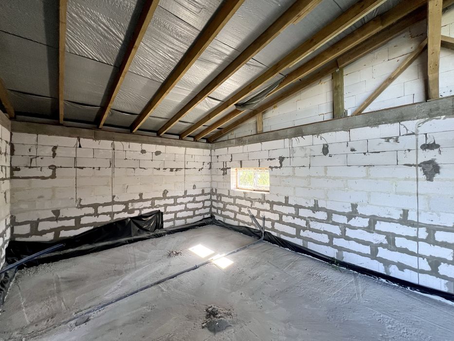 Елітна дача біля річки та лісу з новим будинком «Фотон»