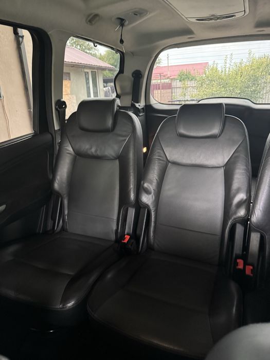 Обміняю великий сімейний мінівен  Ford Galaxy  Галаксі на бус