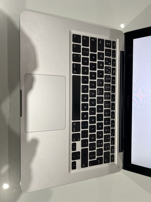 Macbook pro 13’ 2011