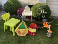 Oddam akcesoria dla dziecka / stan ok do wyczyszcenia