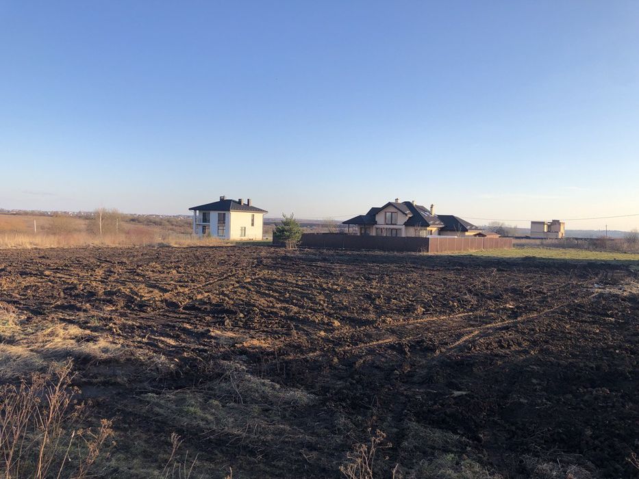 Чистка ділянок. Зрізнання та Корчування дерев, пнів. Львів та область.