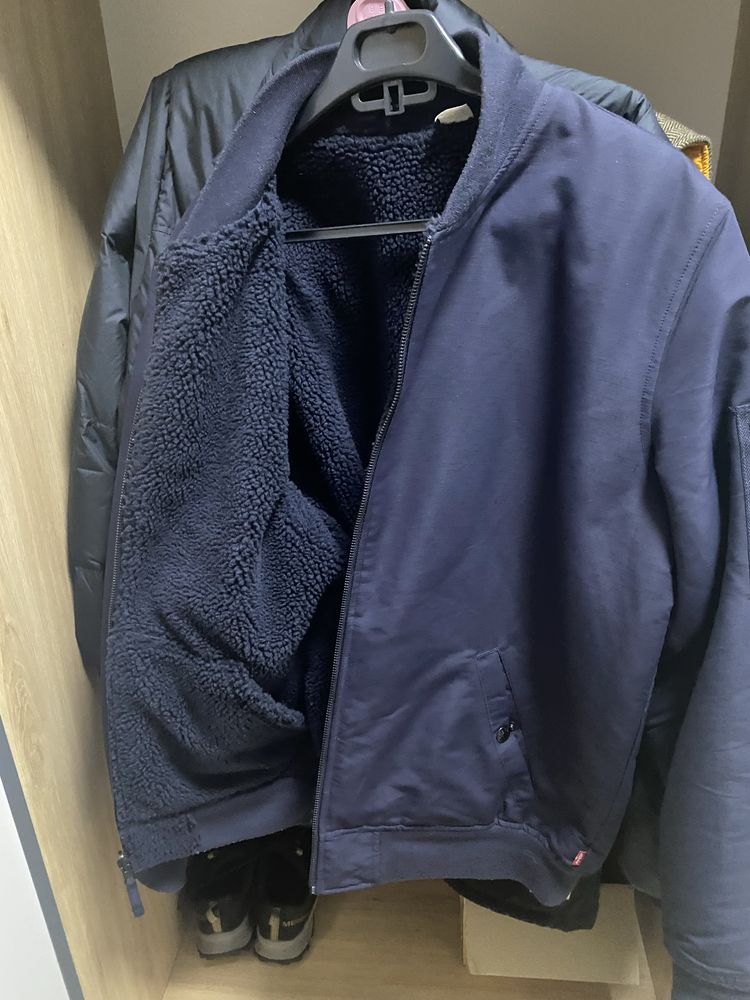 Куртка бомбер Levis