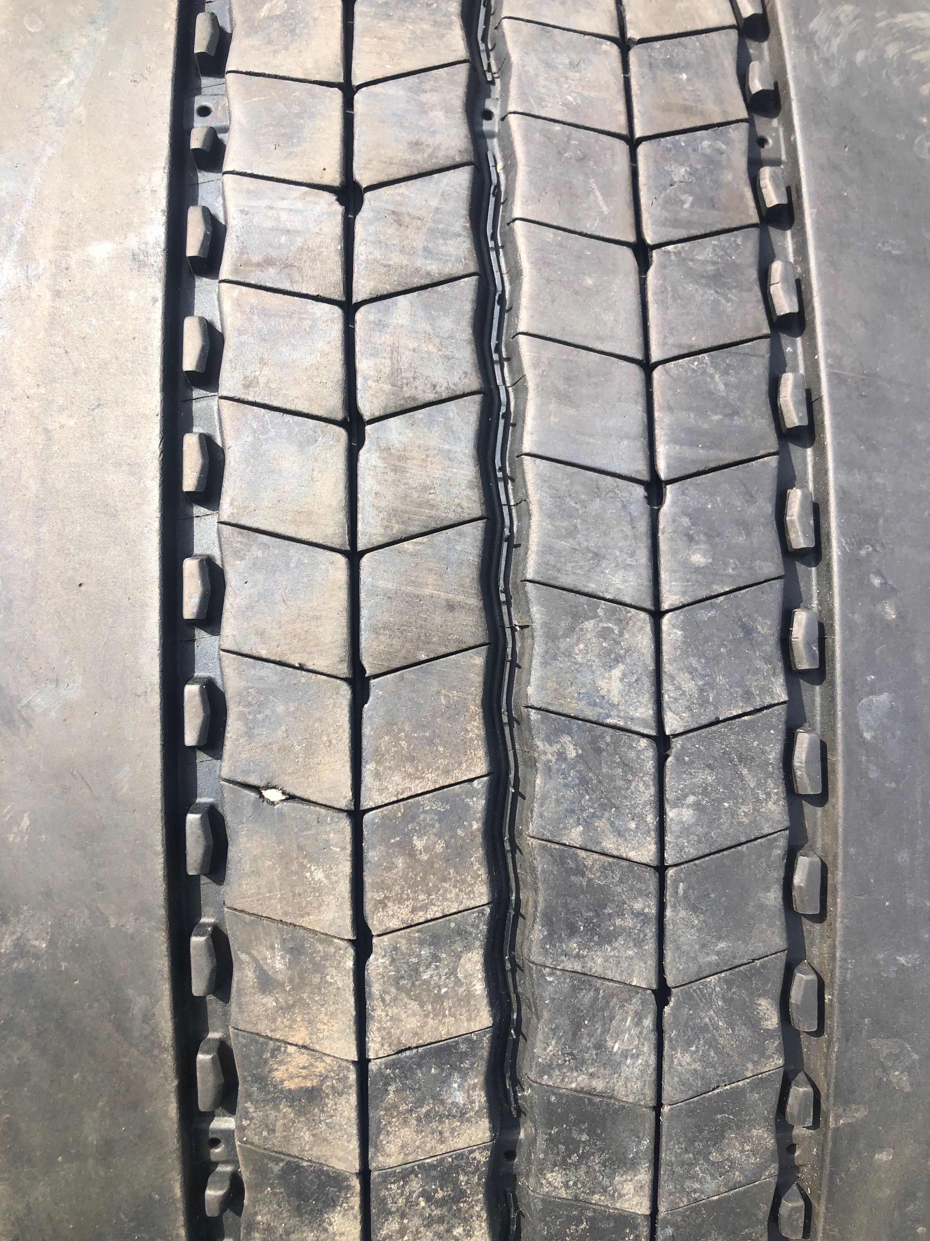 725. Michelin X Multi 385/65/22,5