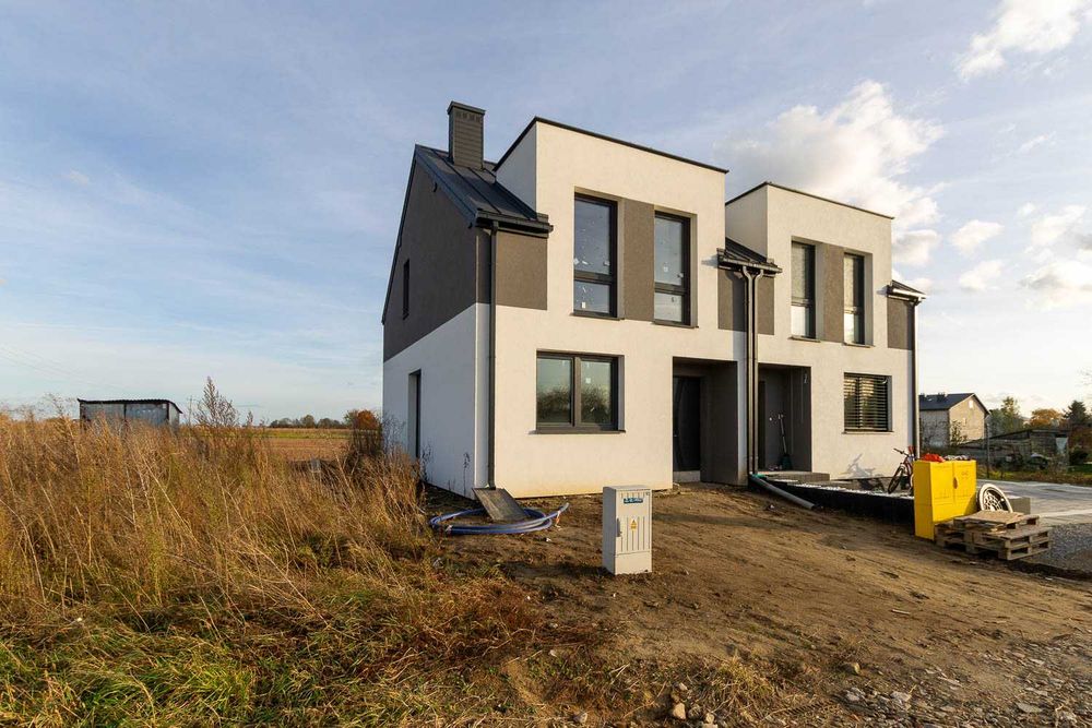 Nowoczesny dom typu bliźniak Wólka Panieńska