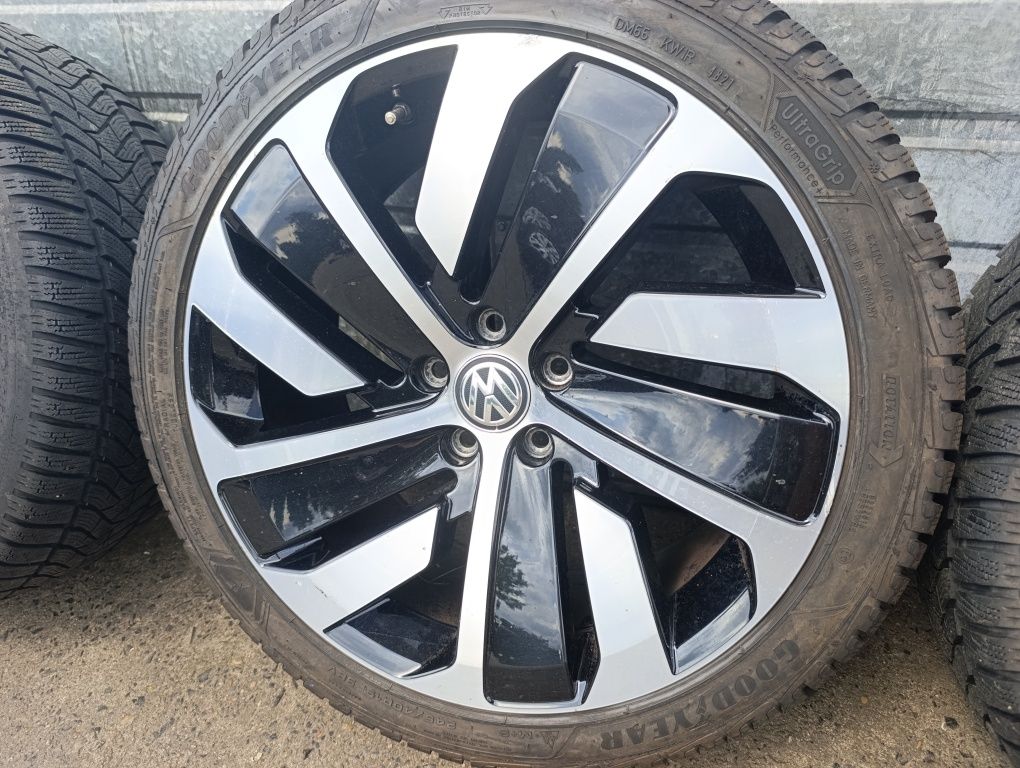 Volkswagen Arteon Passat R line felgi 19 cali z Niemiec ładny stan
