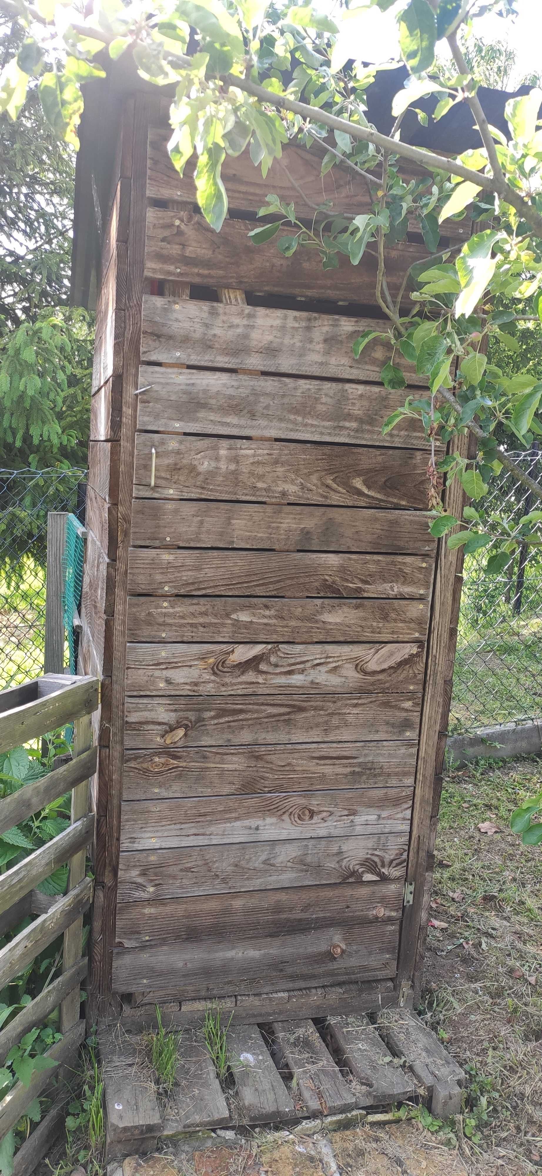 WC, toaleta na budowę