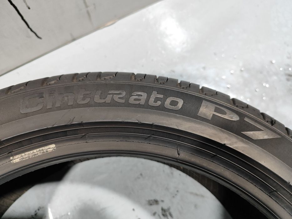 2 pneus semi novos 215-45R18 Pirelli - Oferta dos Portes - 130 Euros