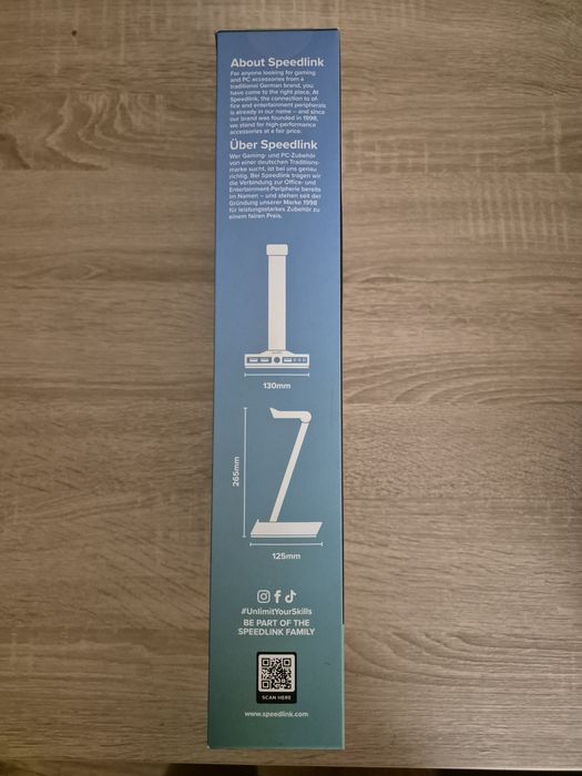 Stojak na słuchawki z kartą dźwiękową RGB