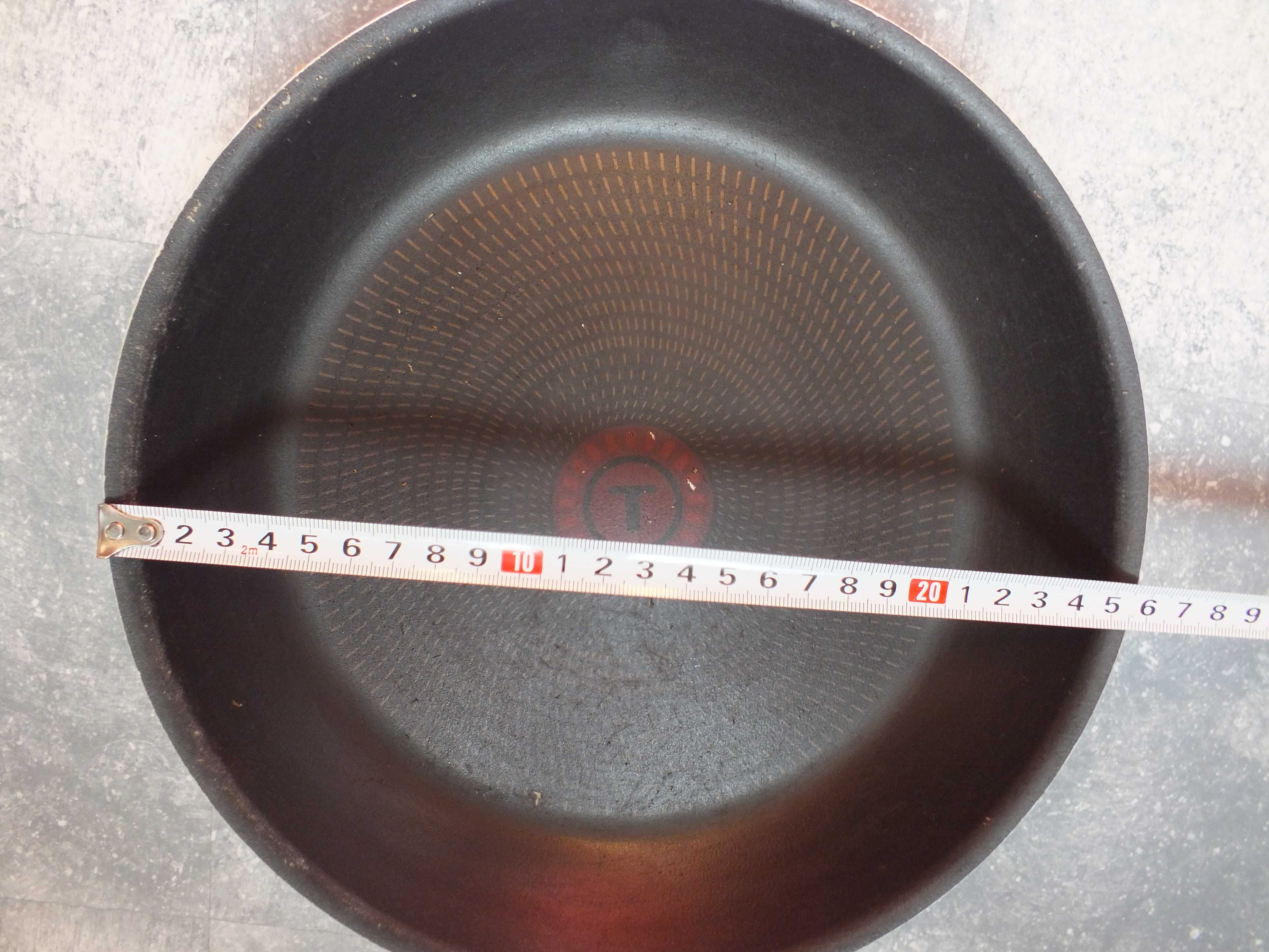 zestaw 2szt.  patelnie TEFAL średnica 24cm ,, 26cm , używane patelnia