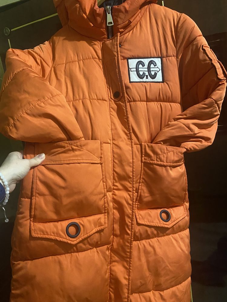Куртка зимня дуже яскравого помаранчевого коліру