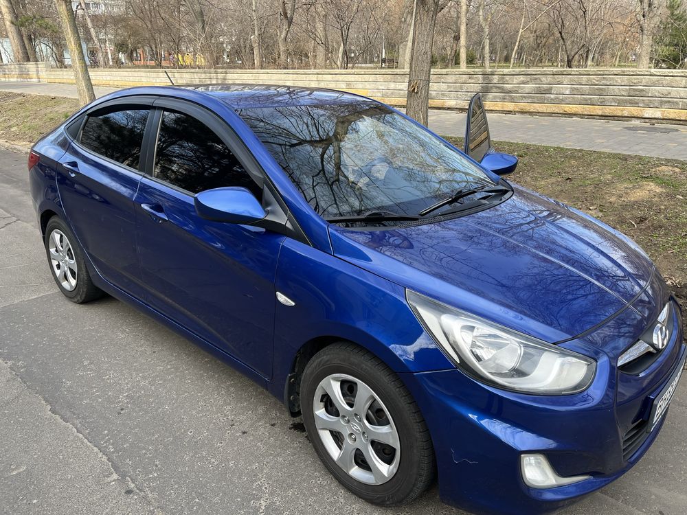 Офіційний Hyundai Accent 2011 року