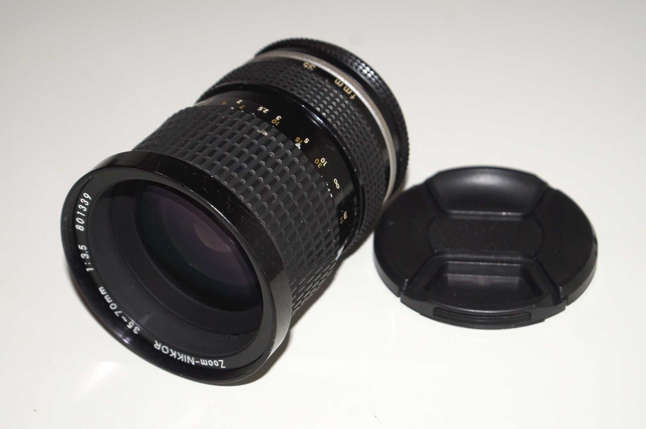 Nikon 35-70mm f/3.5 Ai Zoom-Nikkor