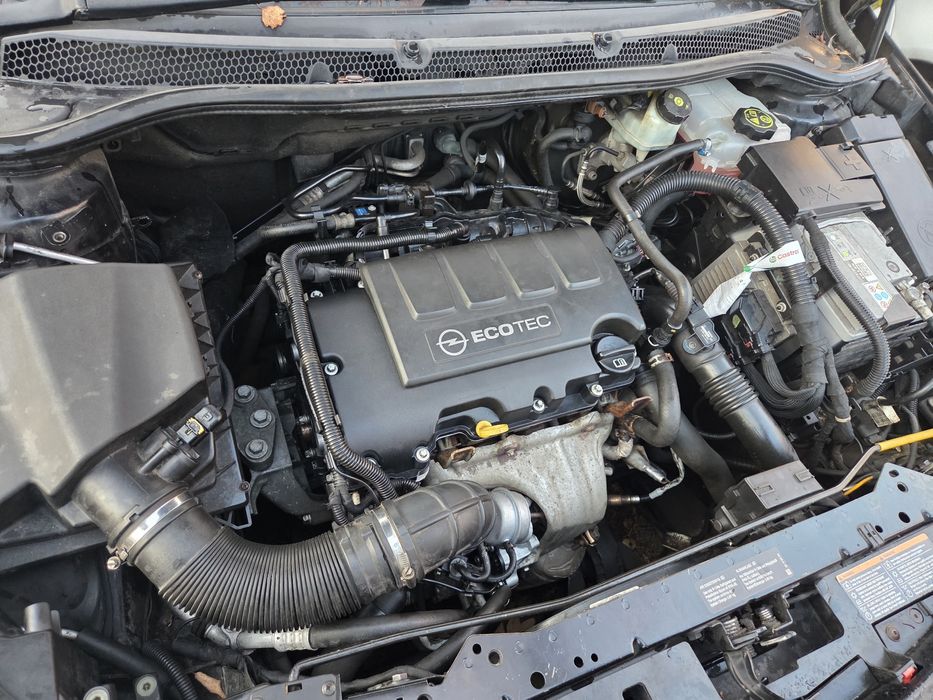 Opel Astra J 1.4 benzyna