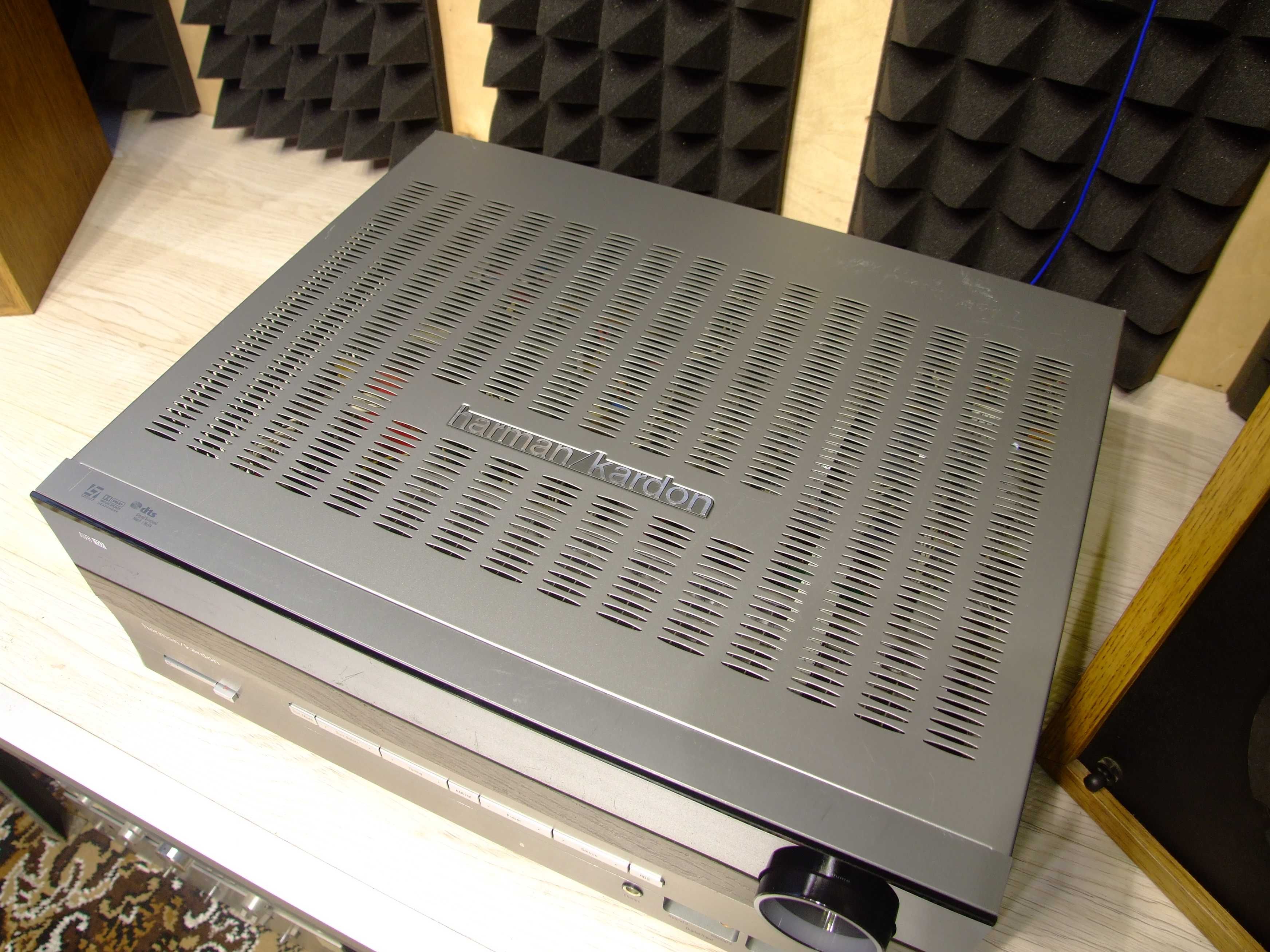 AV ресівер Harman/Kardon AVR 132. 2х40. 8-16 Ом. 9,6 кг. Наложеним