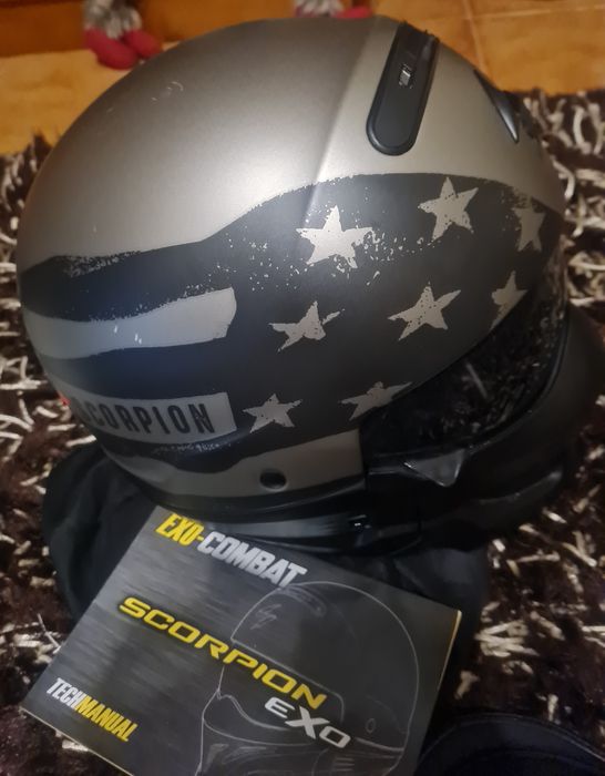 Capacete Scorpion exa compact como novo