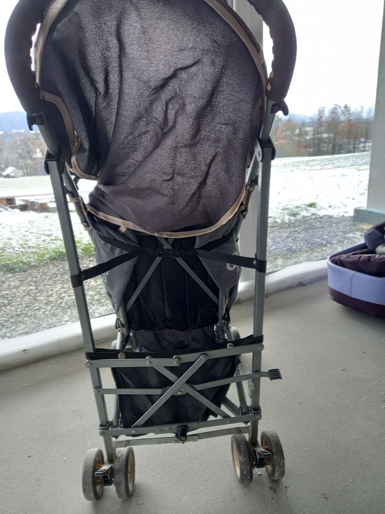 Wózek dziecięcy składany