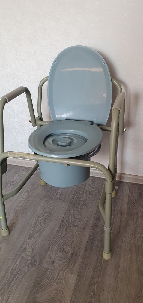 Крісло-туалет, кресло-туалет+ судно.