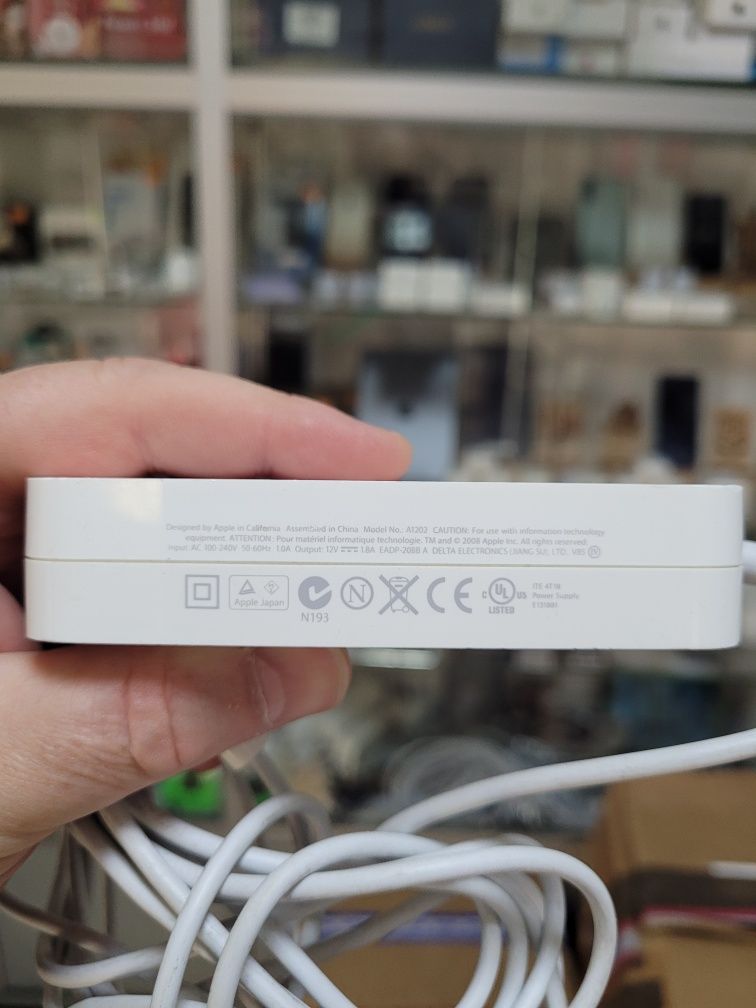 Оригінальний блок живлення для роутеров Apple airport на 12V A1202