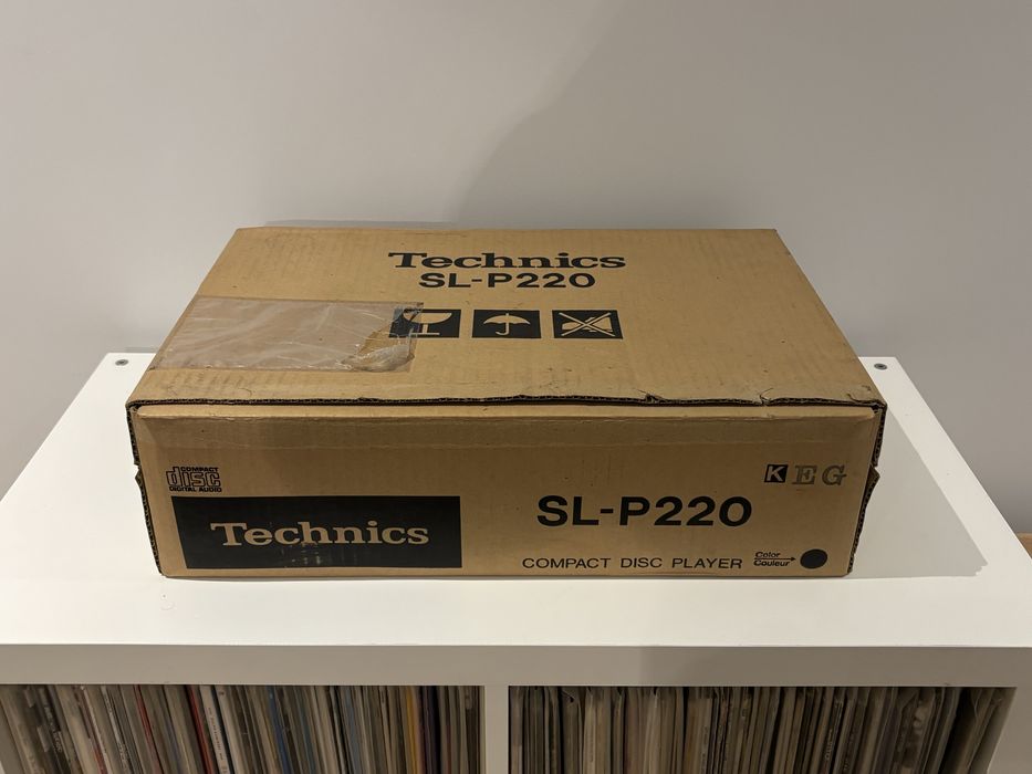 Technics SL-P220 w kartonie