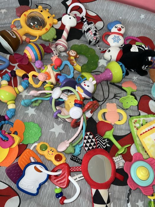 Брязкальця, підвіски, гризунці