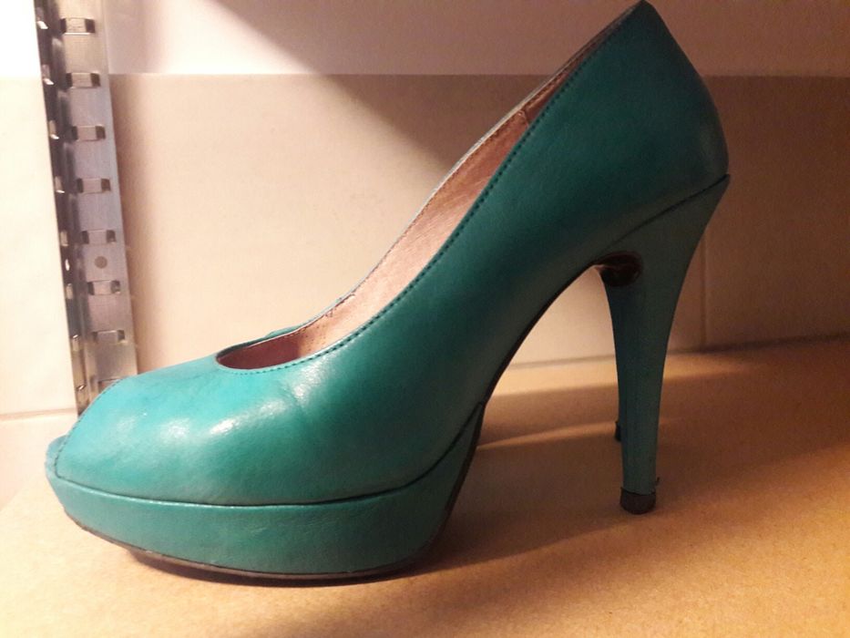 Buty szpilki turkus Skóra Ryłko