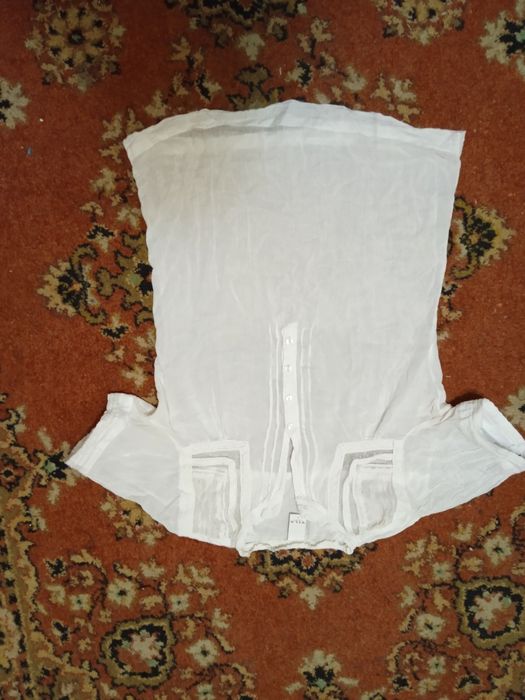 Отдам блузки, юбка  , для офиса   р 44