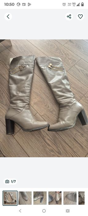 Kozaki i spodnie jeans szare